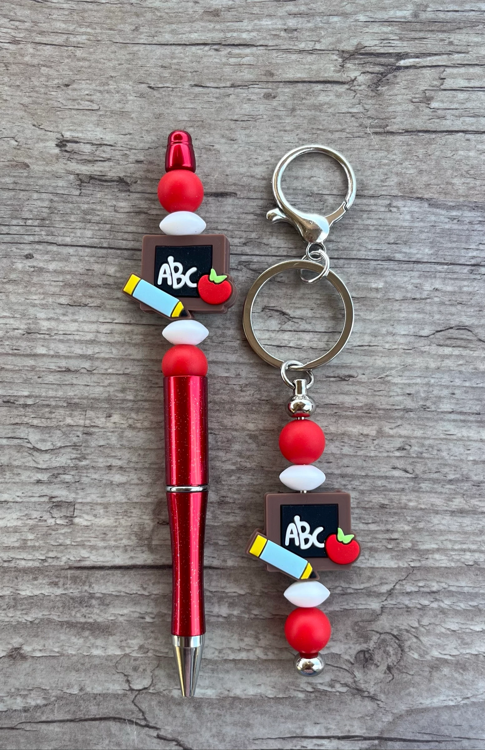 Stylo et porte clé 